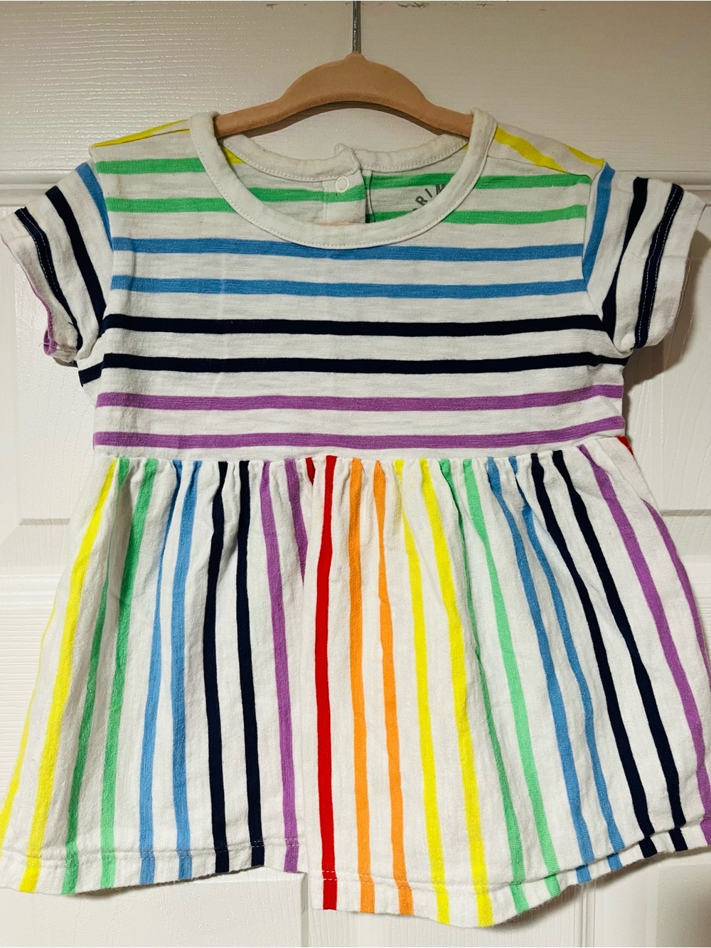 VGUC Primary Rainbow 🌈 Stripe Short Sleeve baby Dress 6-12m